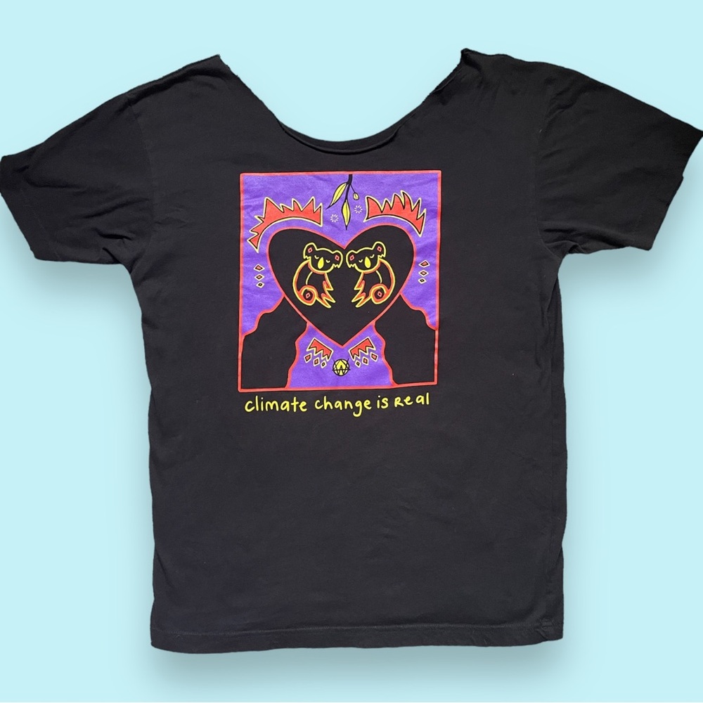 Allison Wonderland artist merchandise T-shirt ‘Climate change is real’